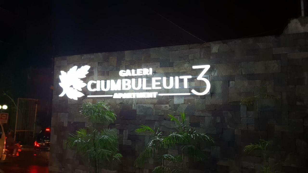 Galeri Ciumbuleuit 3 By Aya Stays Bandung Exterior foto